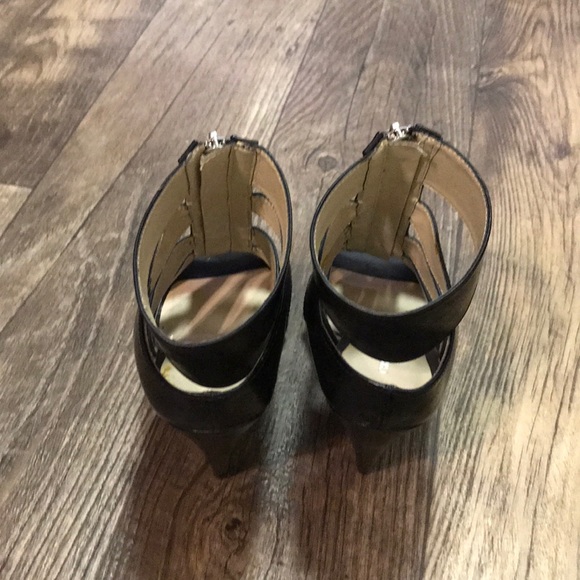 CHRISTIAN SIRIANO BLACK CAGE ZIPPER HEELS - Picture 3 of 8